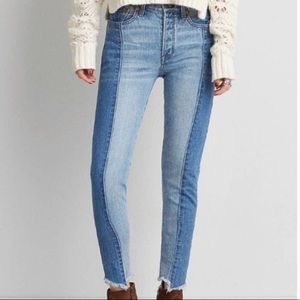 AEO Vintage High Rise Two-Tone Jeans